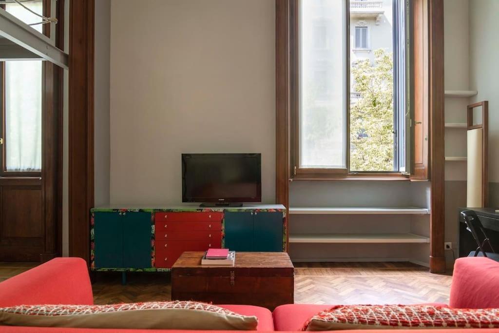 Hacca Collection - Arco Della Pace Milano